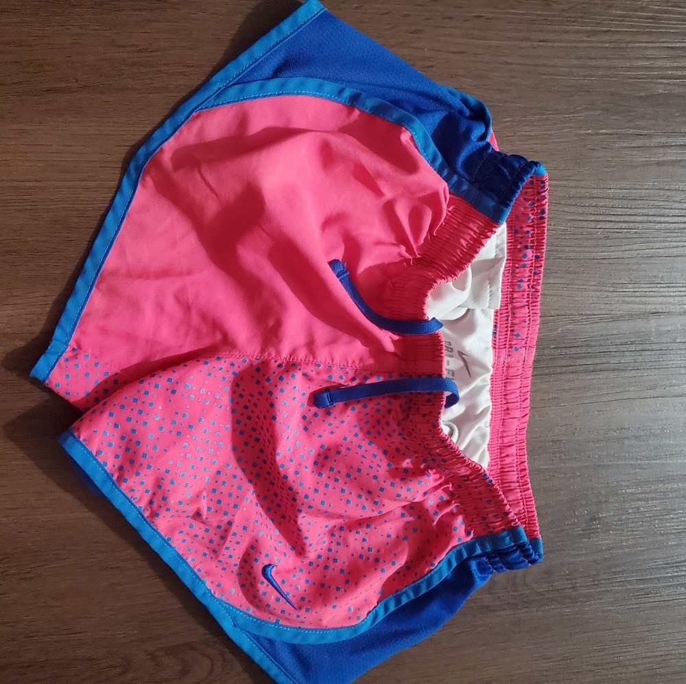 Nike DRI-FIT Short for girl 6/8 year's
